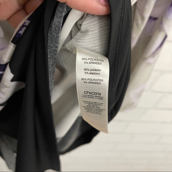 LAST CHANCE ✨ CHICO’S Colorblock Flowered Asymmetrical Hem Top - Picture 10 of 11